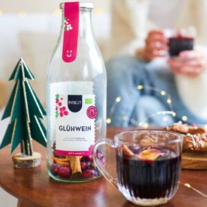 pineut-gluhwein-rode-wijn-1.jpg