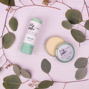 we-love-the-planet-natuurlijke-deodorant-stick-mighty-mint-1.jpg